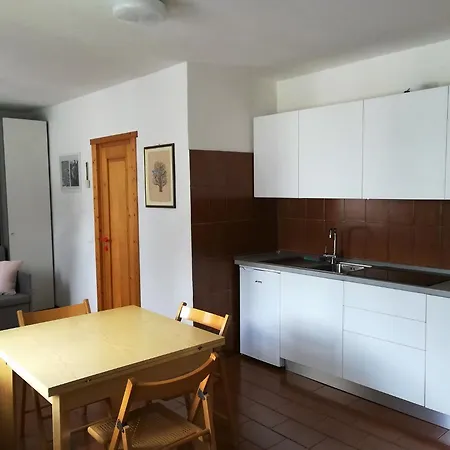La Finestra Sul Pizzo Scalino Grazioso Monolocale A Pochi Passi Dal Centro Cittadino *